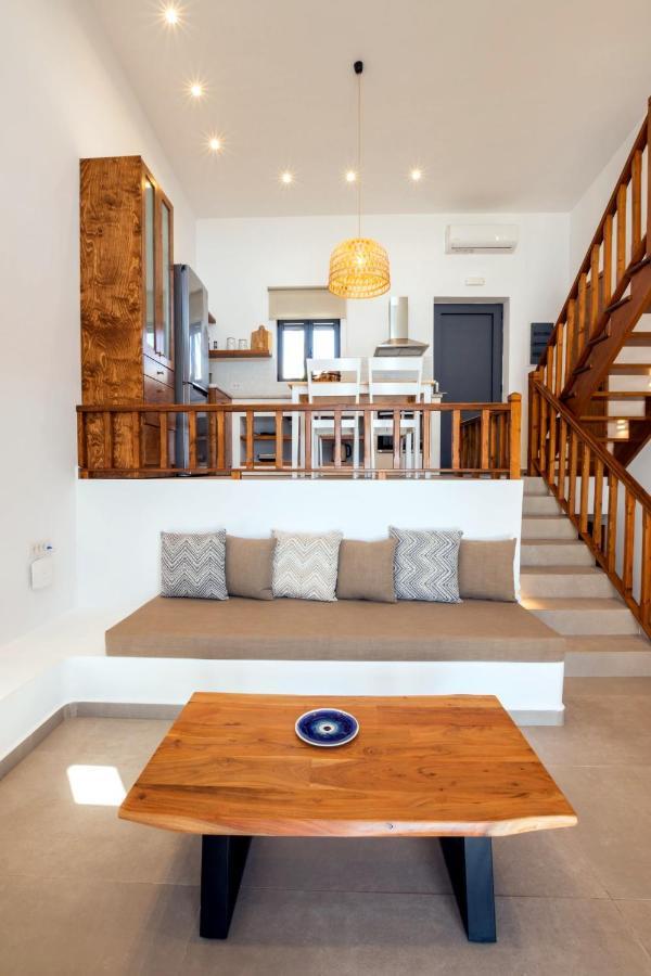 אפיארטיס Cato Agro 4, Seafront Villa With Private Pool מראה חיצוני תמונה