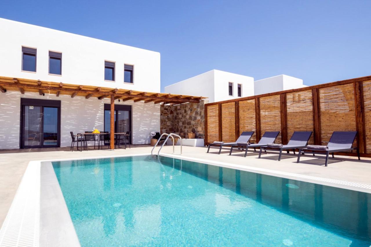 אפיארטיס Cato Agro 4, Seafront Villa With Private Pool מראה חיצוני תמונה