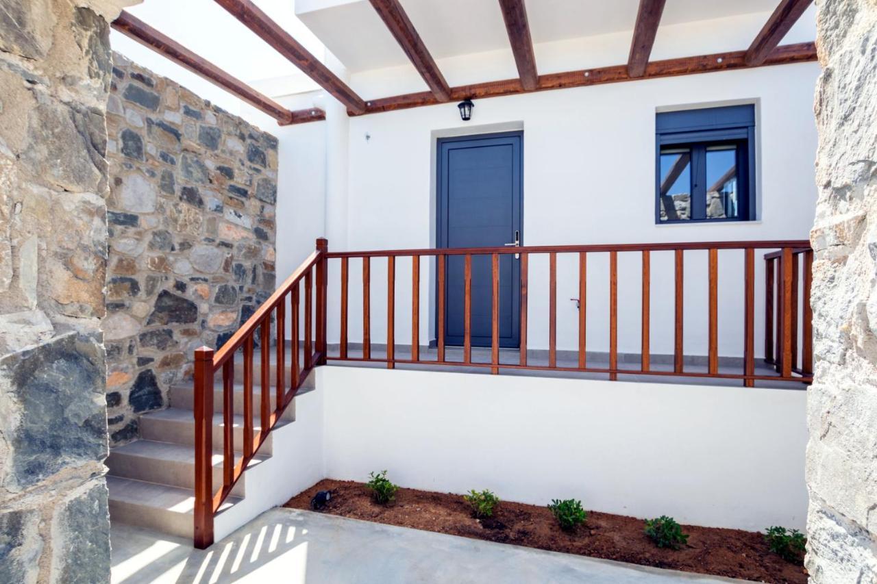 אפיארטיס Cato Agro 4, Seafront Villa With Private Pool מראה חיצוני תמונה